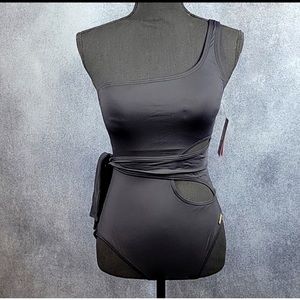 Vince Camuto 2022 Black One Shoulder Tie Swimsuit One Piece
